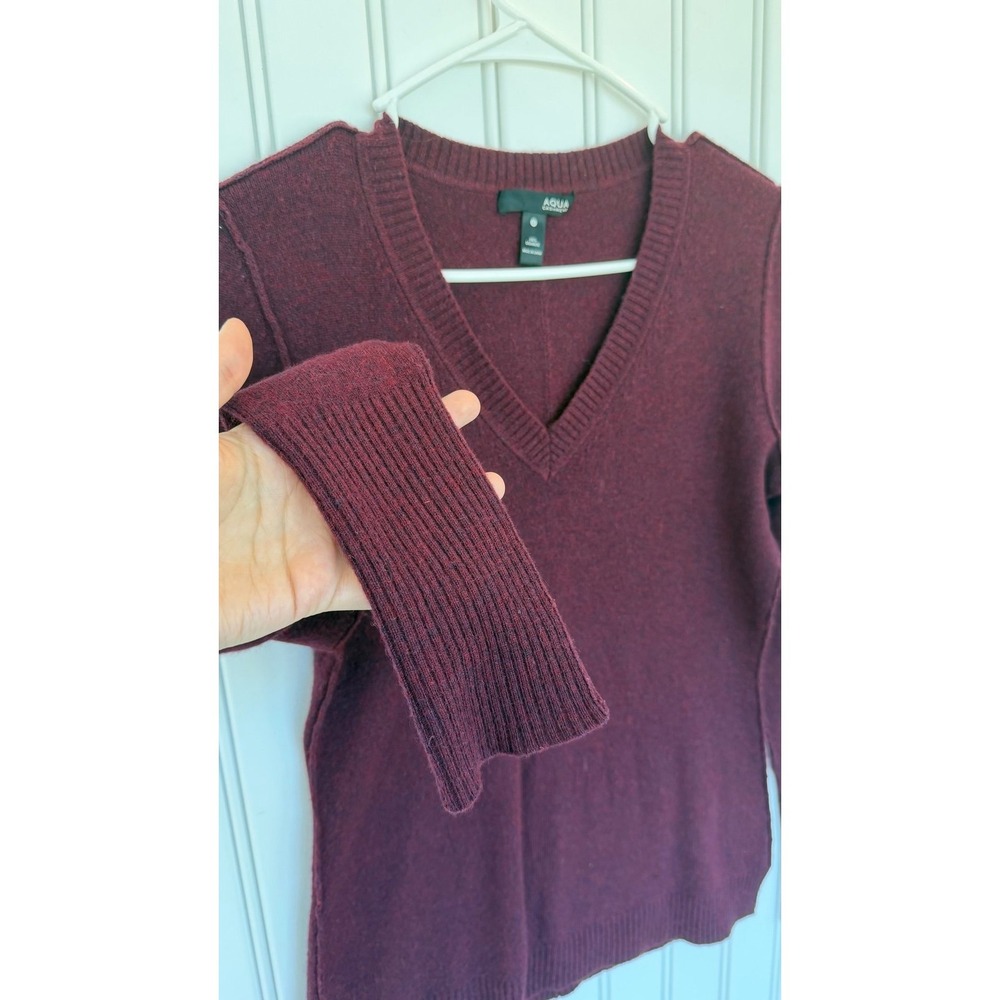 Aqua 100% cashmere v neck sweater ribbed long sleeve academia luxury minimalist